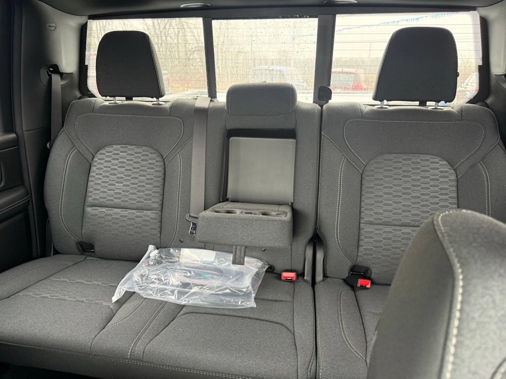 New 2026 RAM 1500 Big Horn AWD/4WD image 36