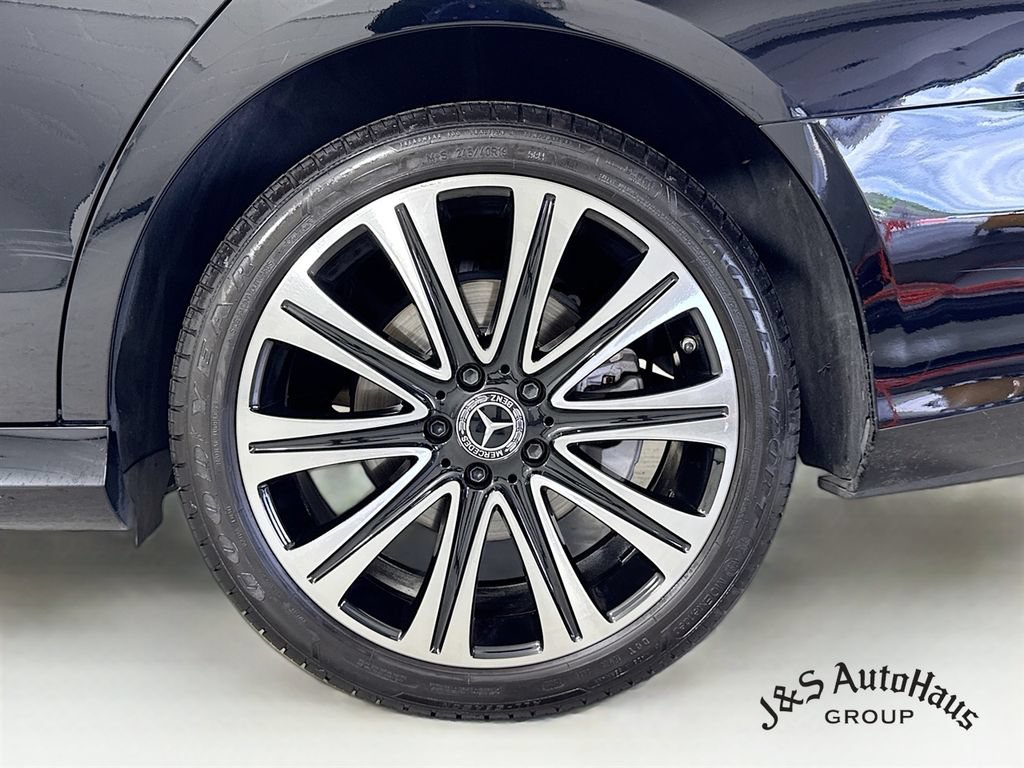 Used 2023 Mercedes-Benz E 350 4MATIC Sedan image 40