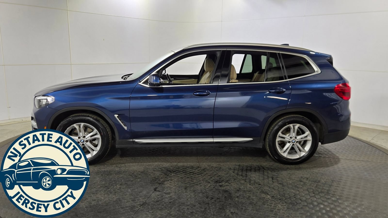Used 2019 BMW X3 sDrive30i w/ Driving Assistance Package RWD image 4