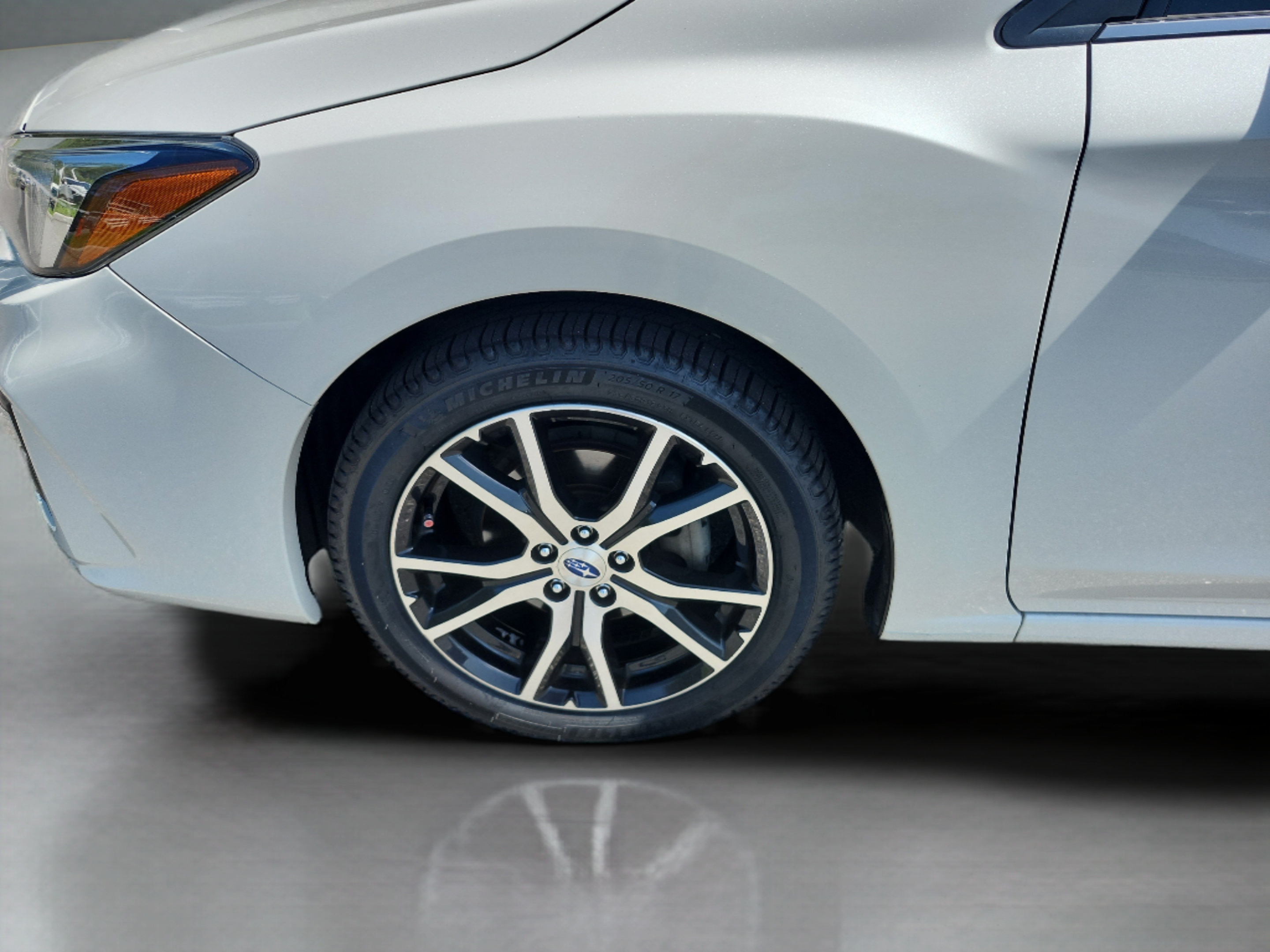 Used 2018 Subaru Impreza 2.0i Limited AWD/4WD image 9