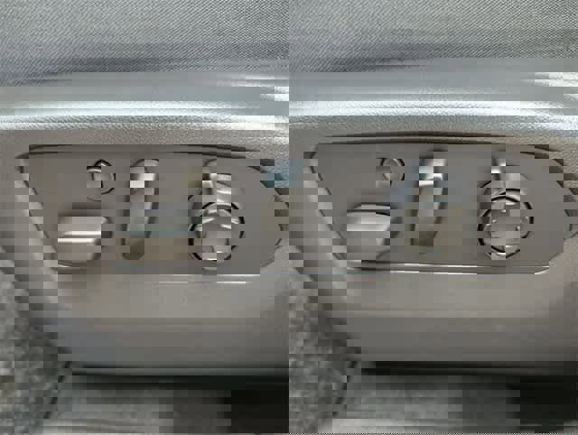 Used 2021 Buick Envision Avenir image 18