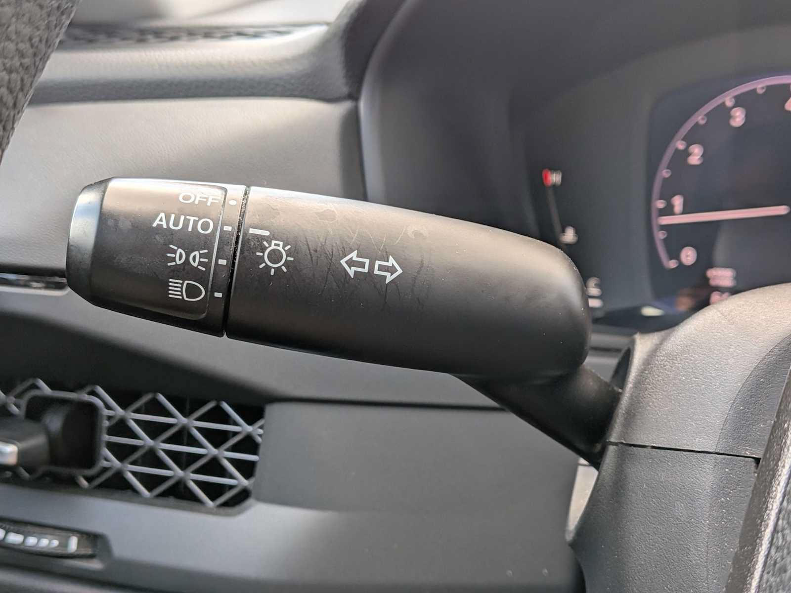 Certified 2023 Honda Accord EX image 27