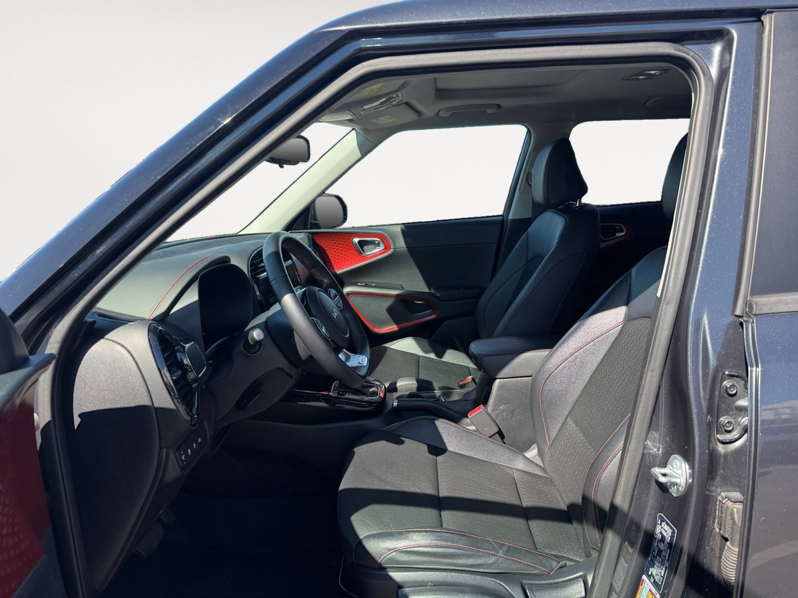 Used 2023 Kia Soul GT-Line FWD image 10