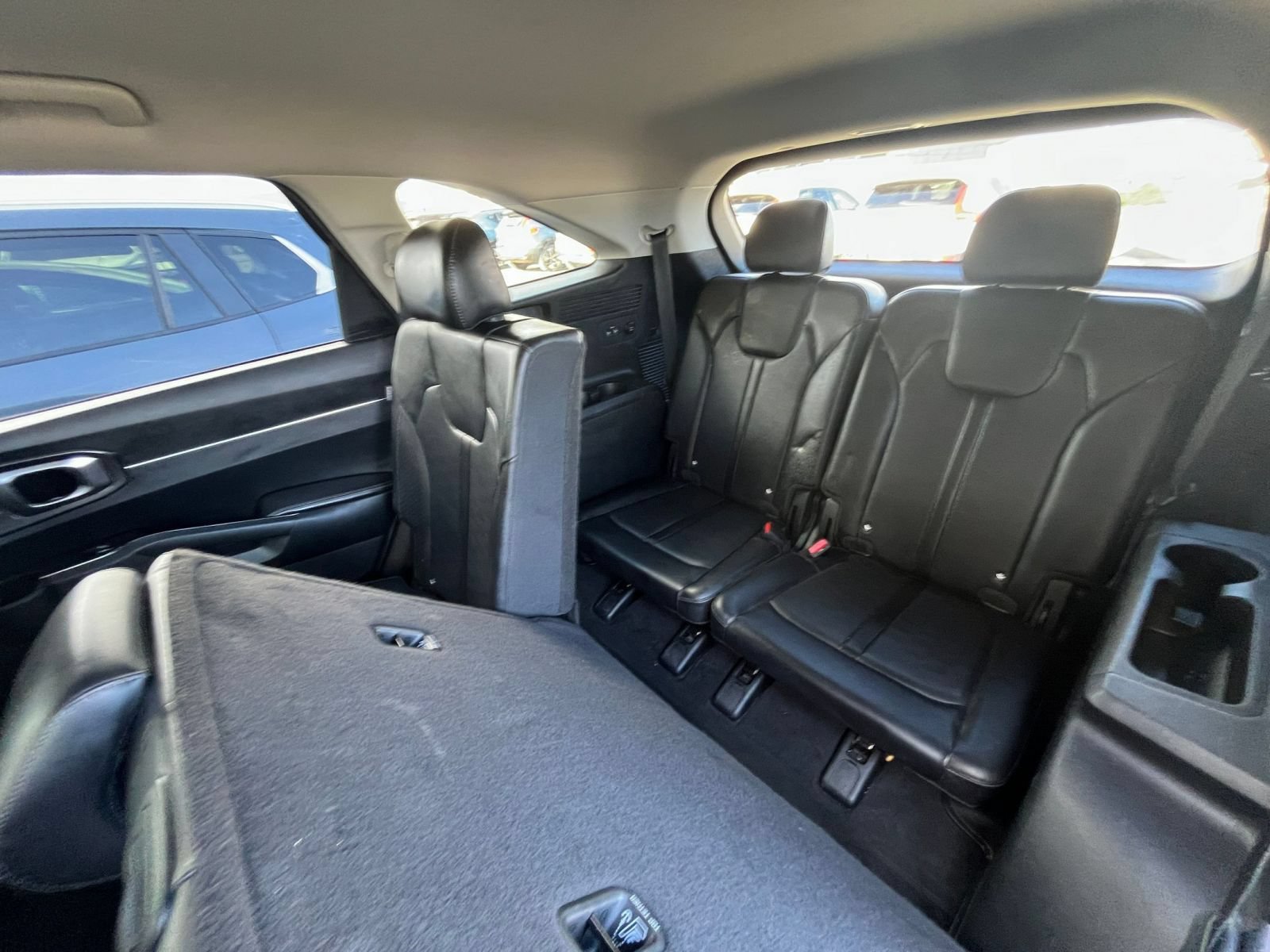 Used 2024 Kia Sorento S FWD image 29