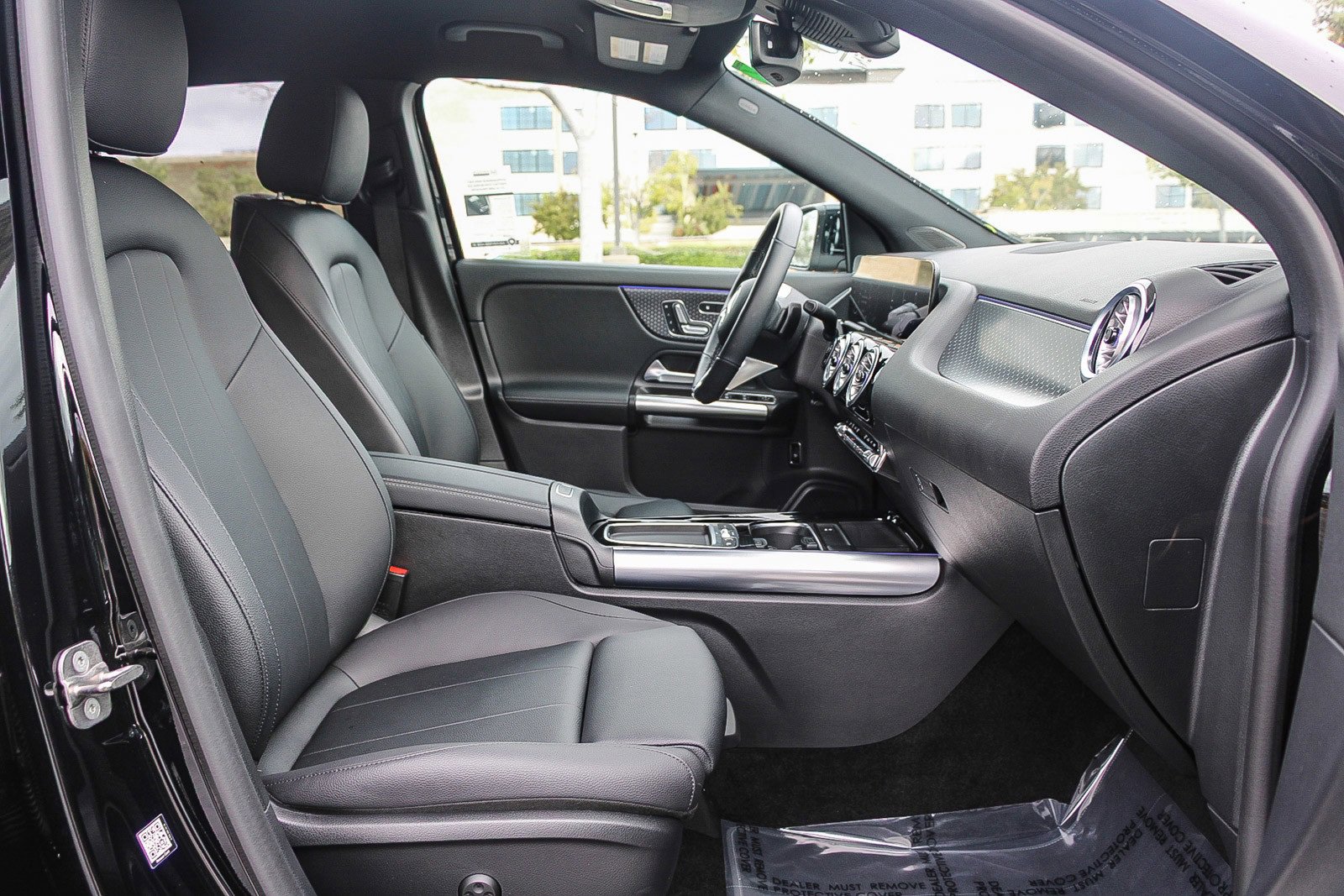 Certified 2025 Mercedes-Benz GLA 250 4MATIC image 15