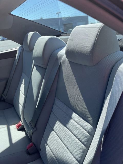 Used 2017 Toyota Camry LE FWD image 9