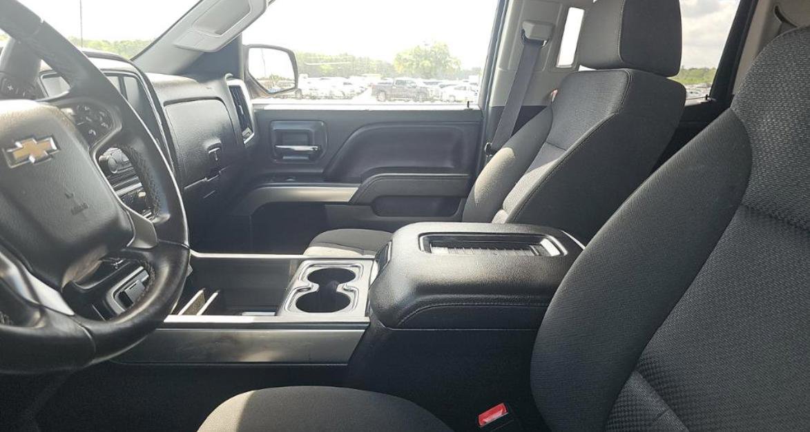 Used 2017 Chevrolet Silverado 1500 LT w/ All Star Edition AWD/4WD image 9