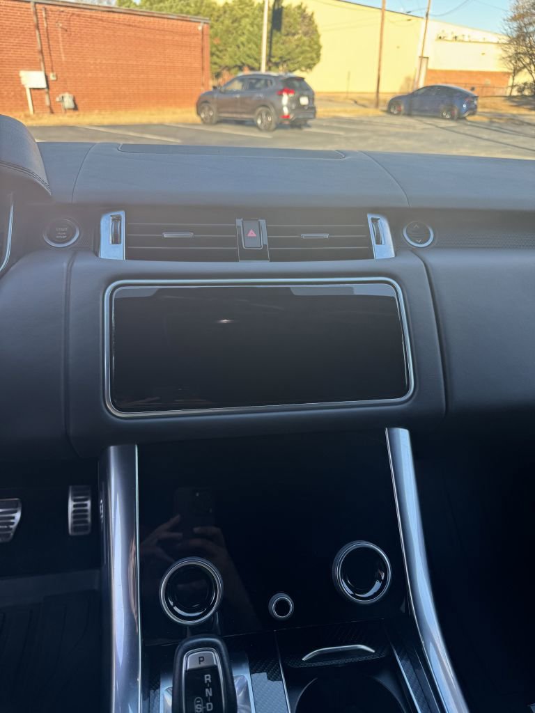 Used 2021 Land Rover Range Rover Sport SVR image 26