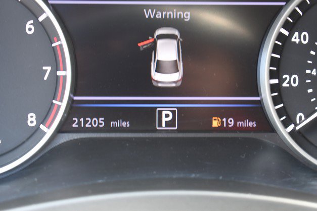 Used 2023 Nissan Sentra SV FWD image 32