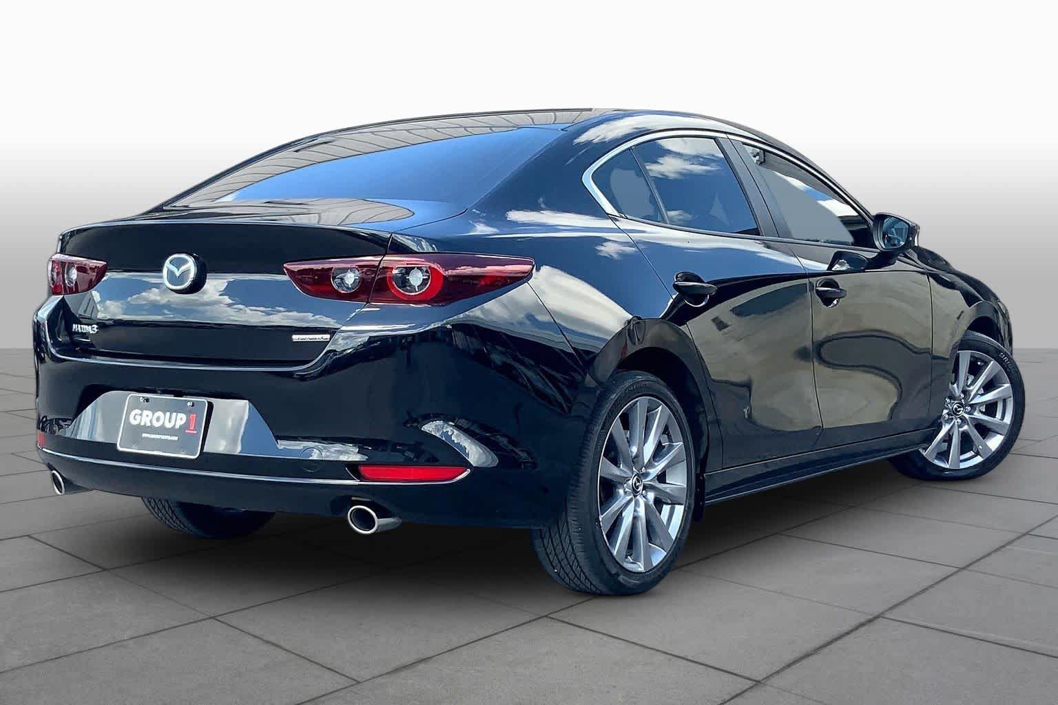 Used 2024 MAZDA MAZDA3 s FWD image 13