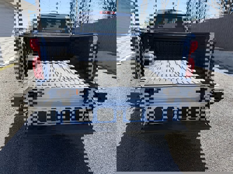 Used 2024 Chevrolet Silverado 2500 LT w/ Convenience Package image 20