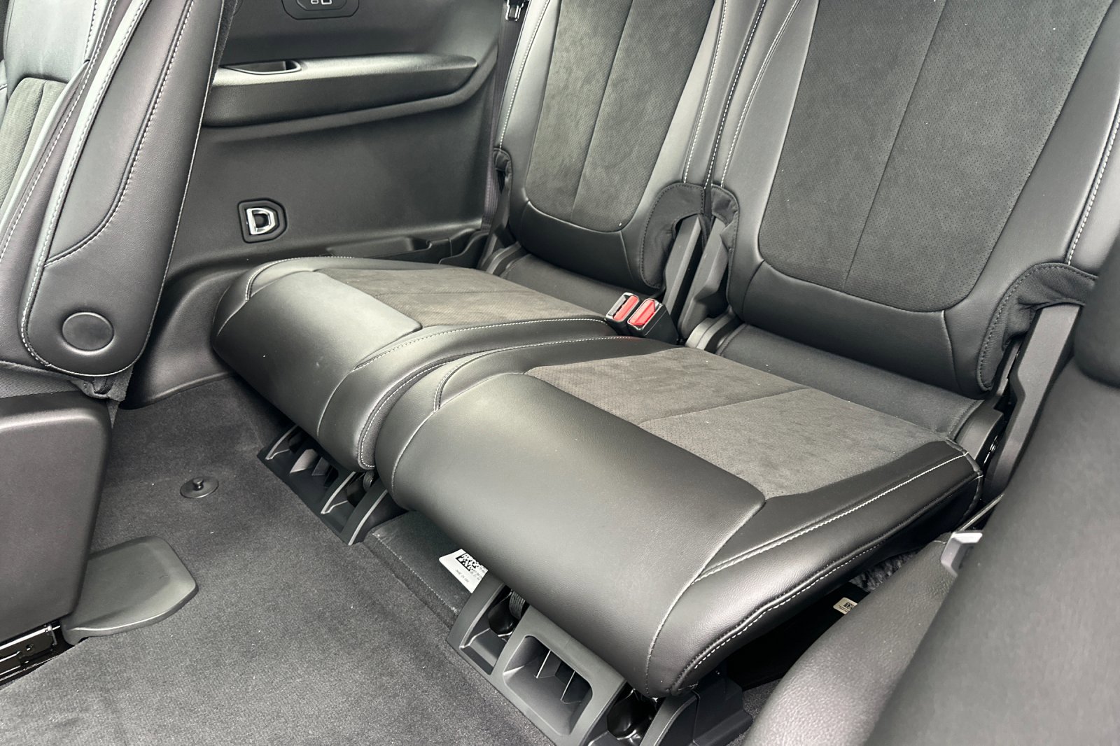 New 2025 Jeep Grand Cherokee L Altitude image 14