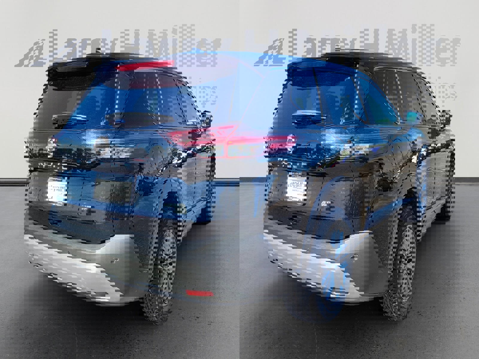 Used 2023 Nissan Rogue S image 6