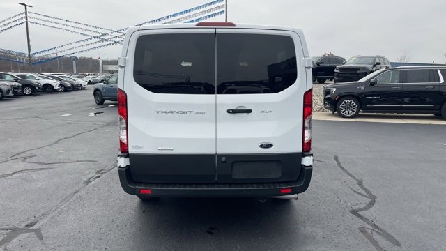 Used 2023 Ford Transit 350 XLT image 4