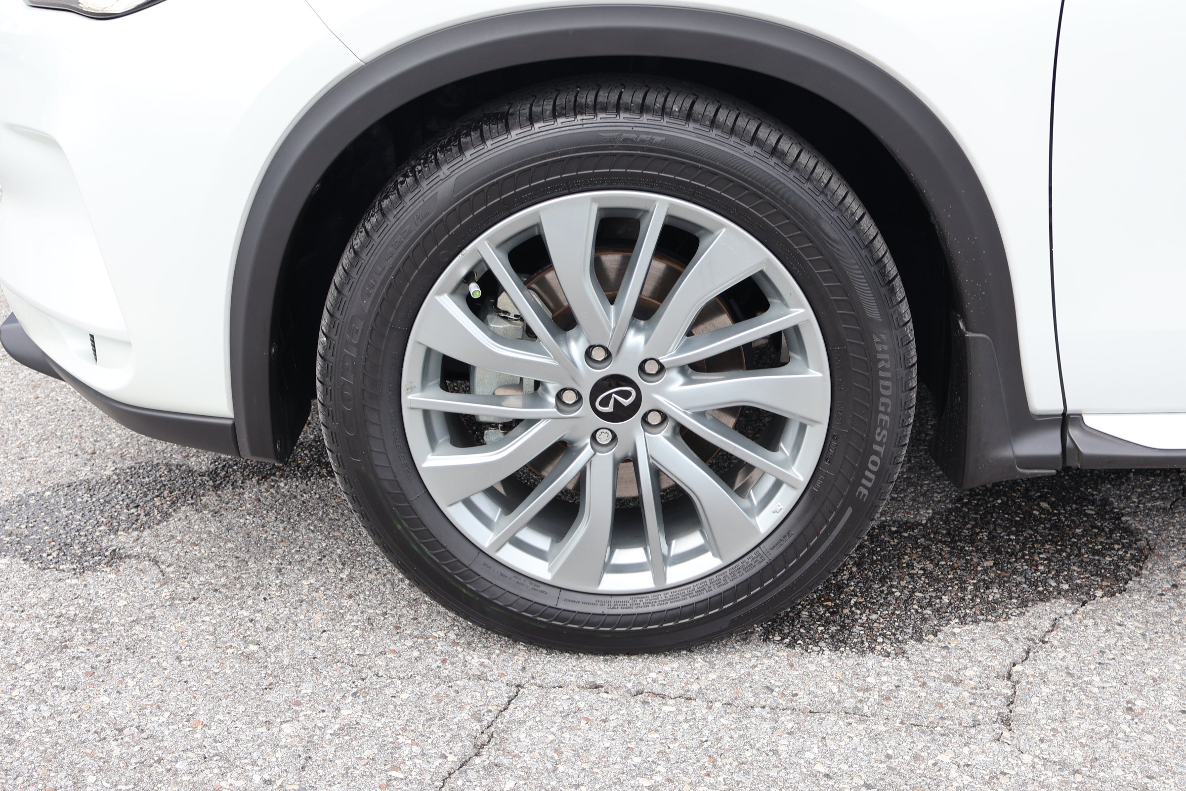 Certified 2023 INFINITI QX50 Luxe FWD image 14