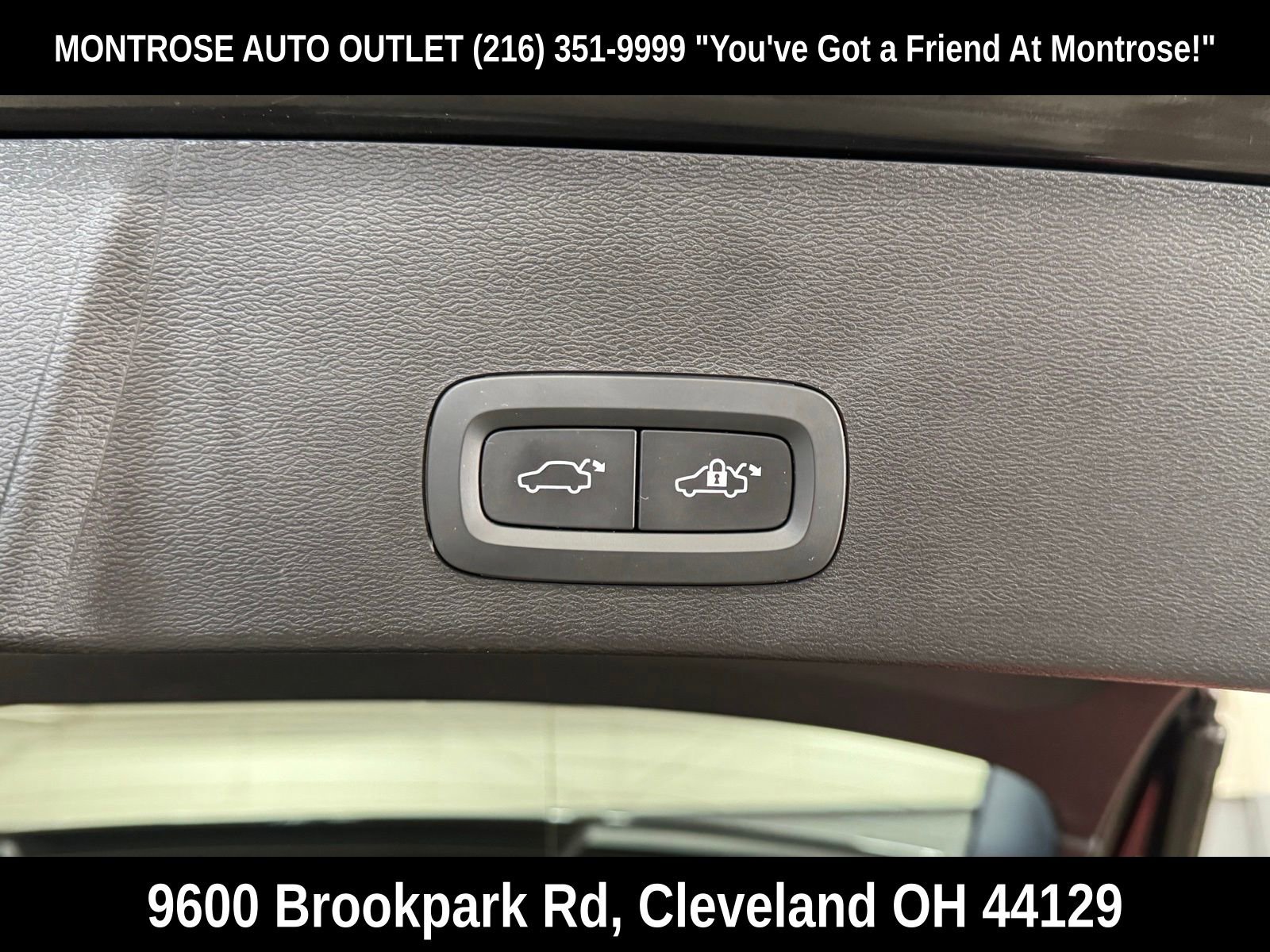 Used 2023 Volvo XC40 B5 Plus w/ Climate Package AWD/4WD image 42