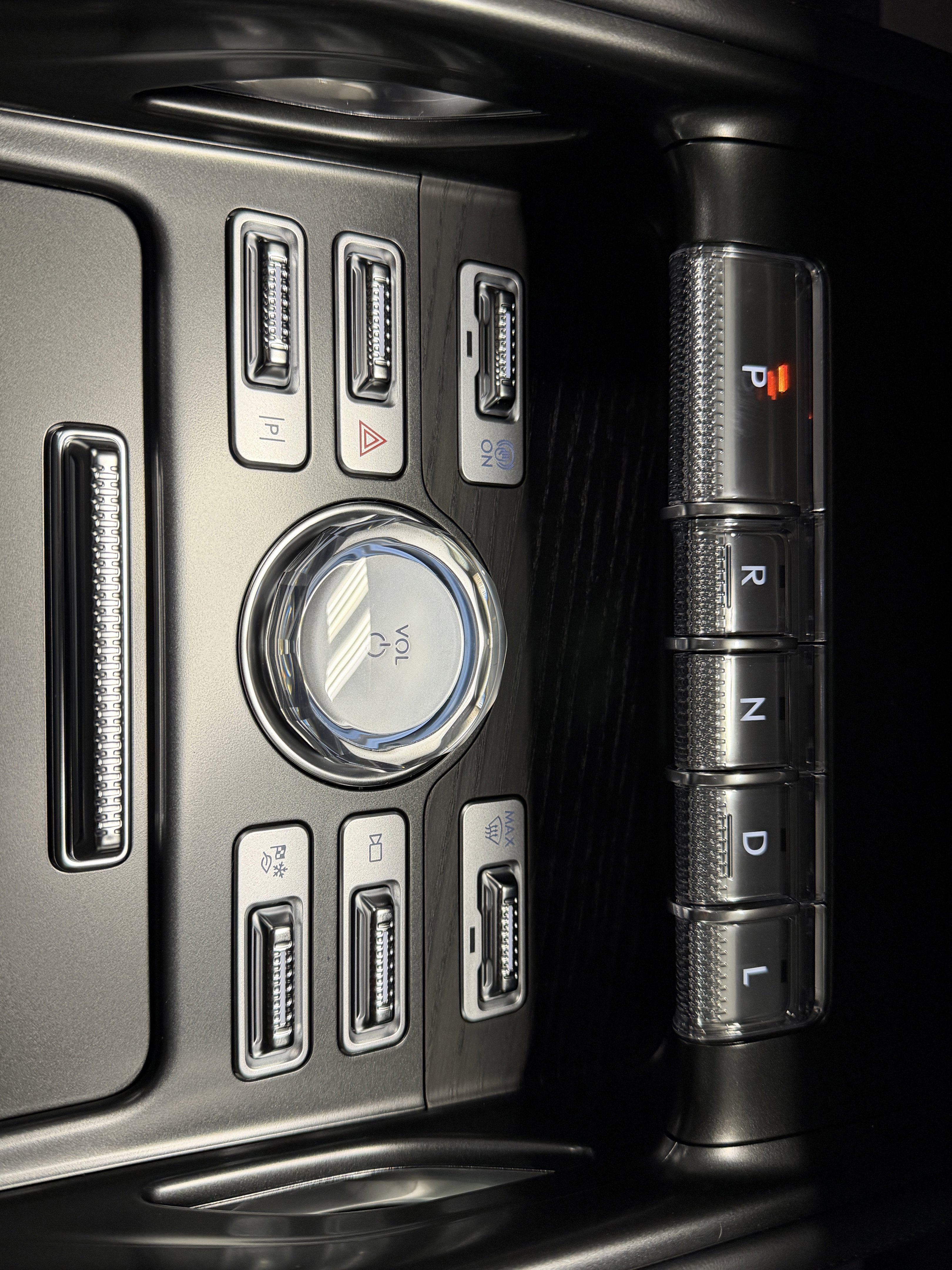 New 2026 Lincoln Nautilus Reserve image 16