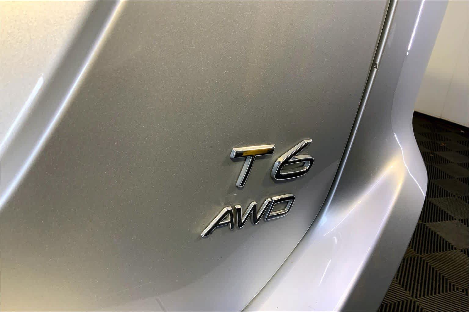 Used 2015 Volvo XC60 T6 AWD/4WD image 35