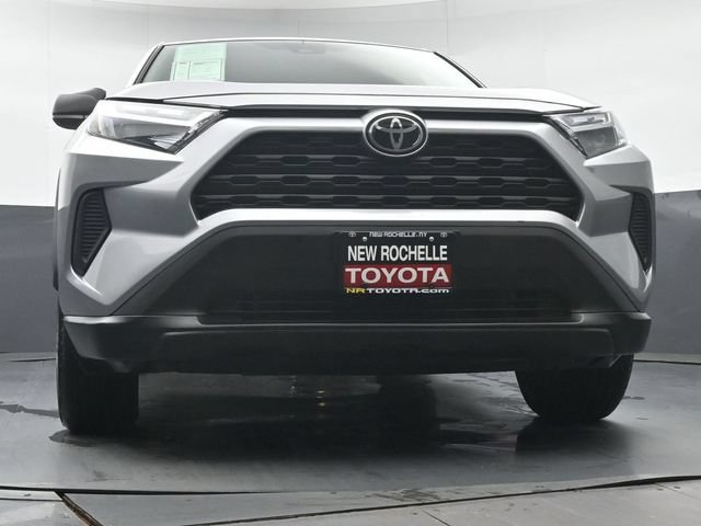 Certified 2023 Toyota RAV4 LE AWD/4WD image 33