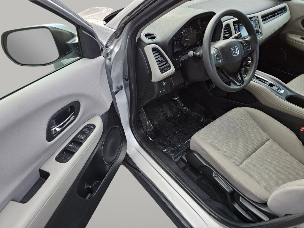 Used 2016 Honda HR-V LX image 18