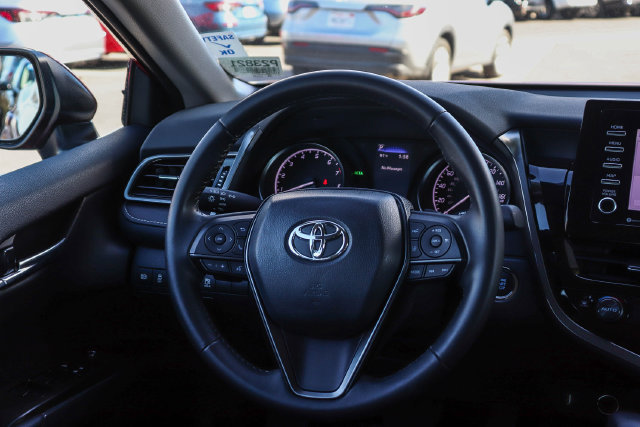Used 2024 Toyota Camry SE w/ Convenience Package FWD image 16