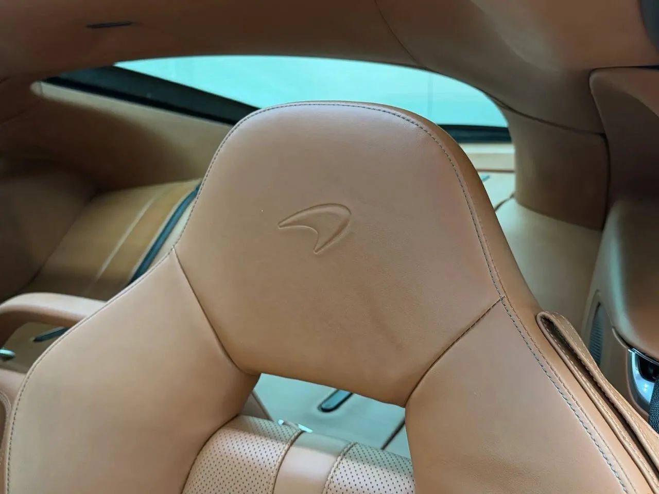 Used 2017 McLaren 570S RWD image 17