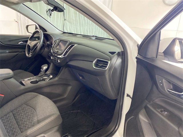 Used 2022 Chevrolet Equinox LT image 36
