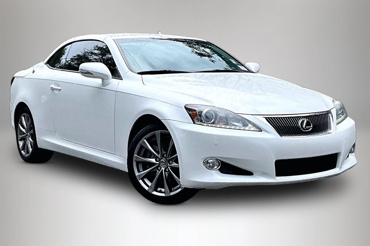 Used 2014 Lexus IS 250C w/ Luxury Package RWD image 2
