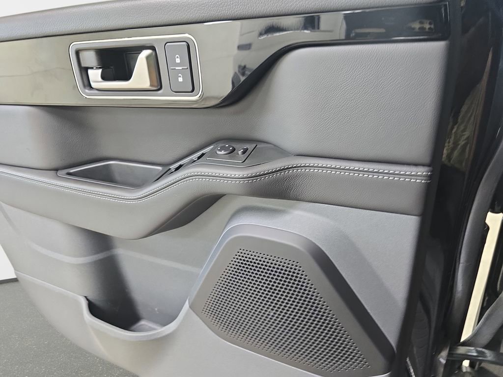 Used 2024 INEOS Grenadier image 27