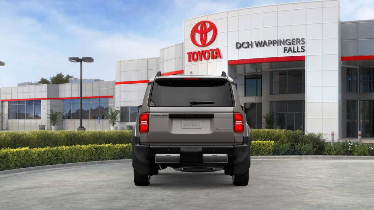 New 2027 Toyota Land Cruiser w/ Premium Package AWD/4WD image 10