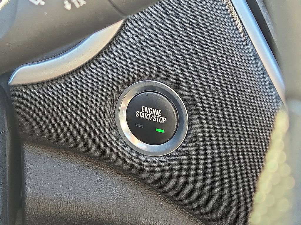 Used 2023 Chevrolet Malibu LT image 32