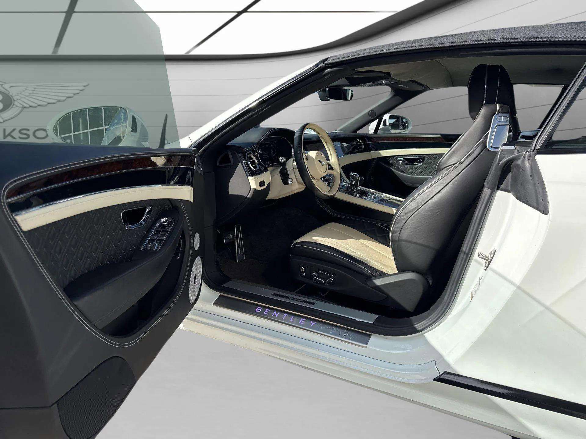 Used 2022 Bentley Continental GT Speed image 44