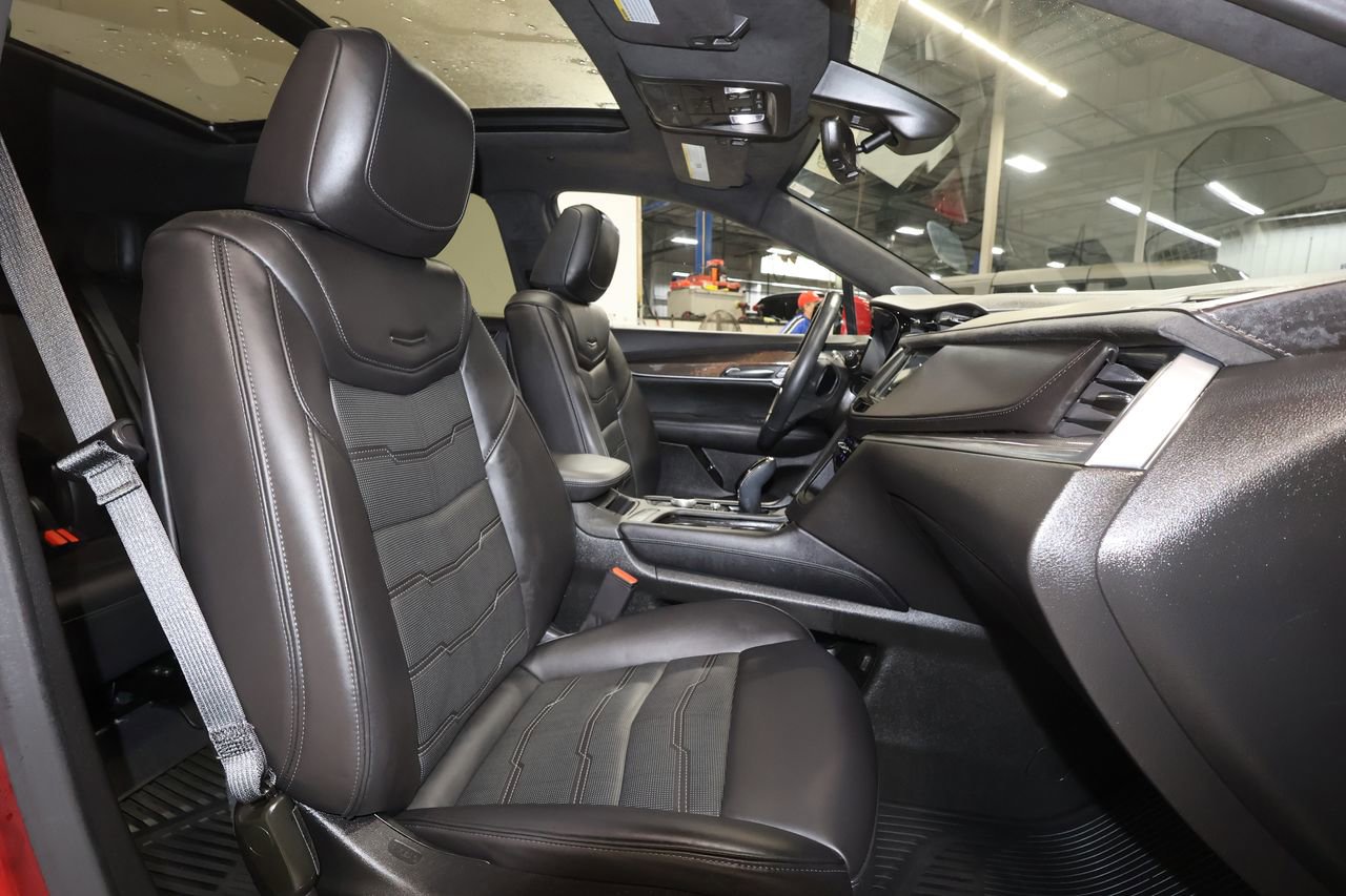Certified 2024 Cadillac XT5 Premium Luxury w/ Platinum Package image 28