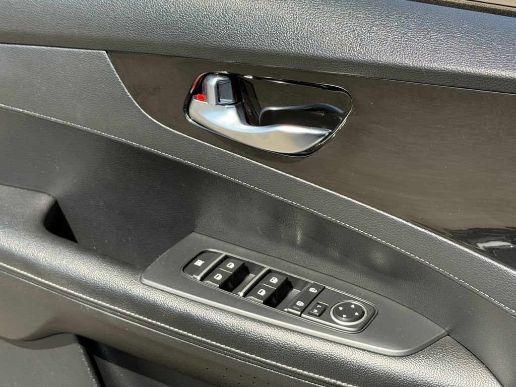 Used 2020 Kia Forte EX FWD image 27