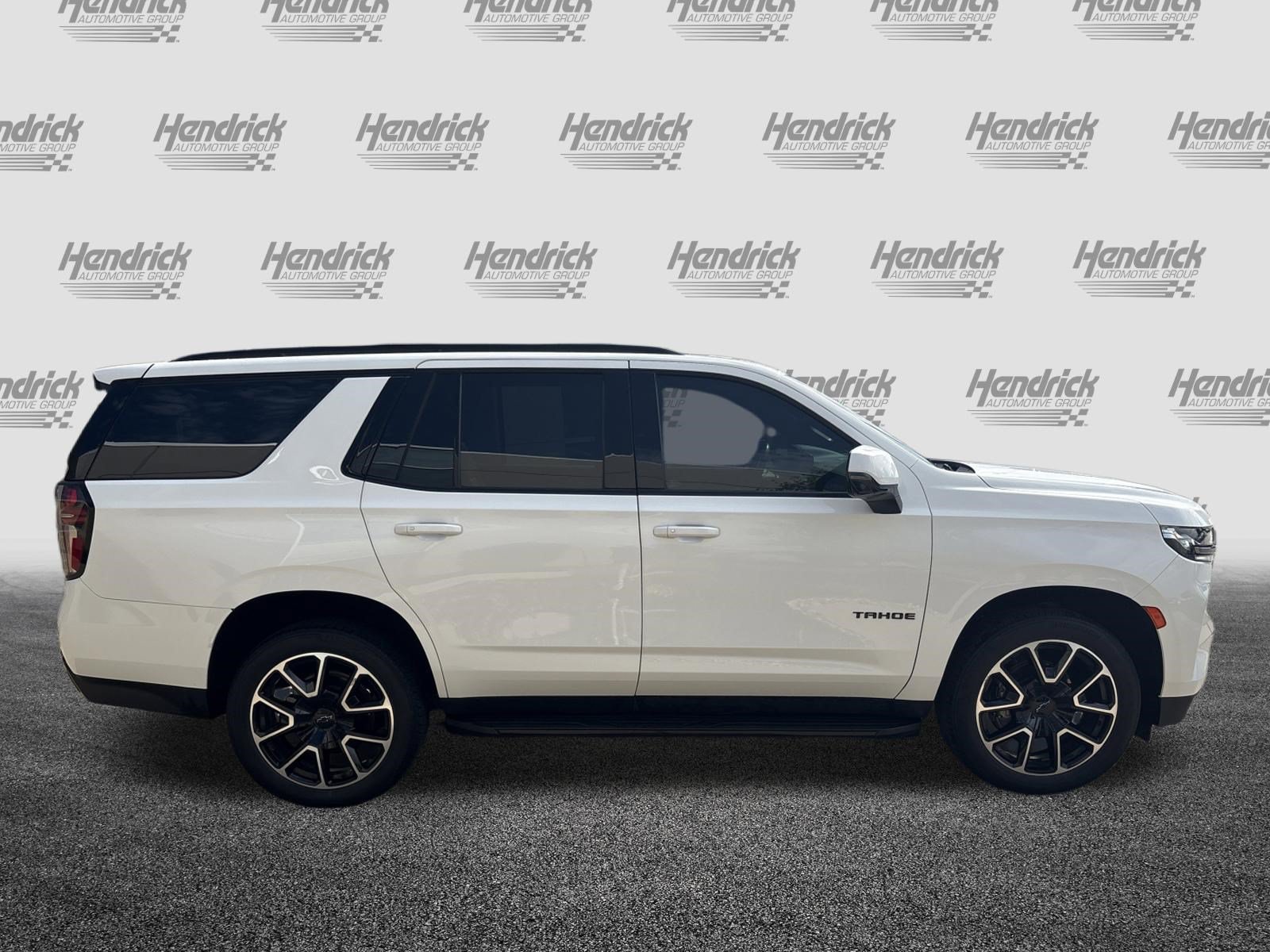 Used 2022 Chevrolet Tahoe RST w/ Luxury Package AWD/4WD image 11