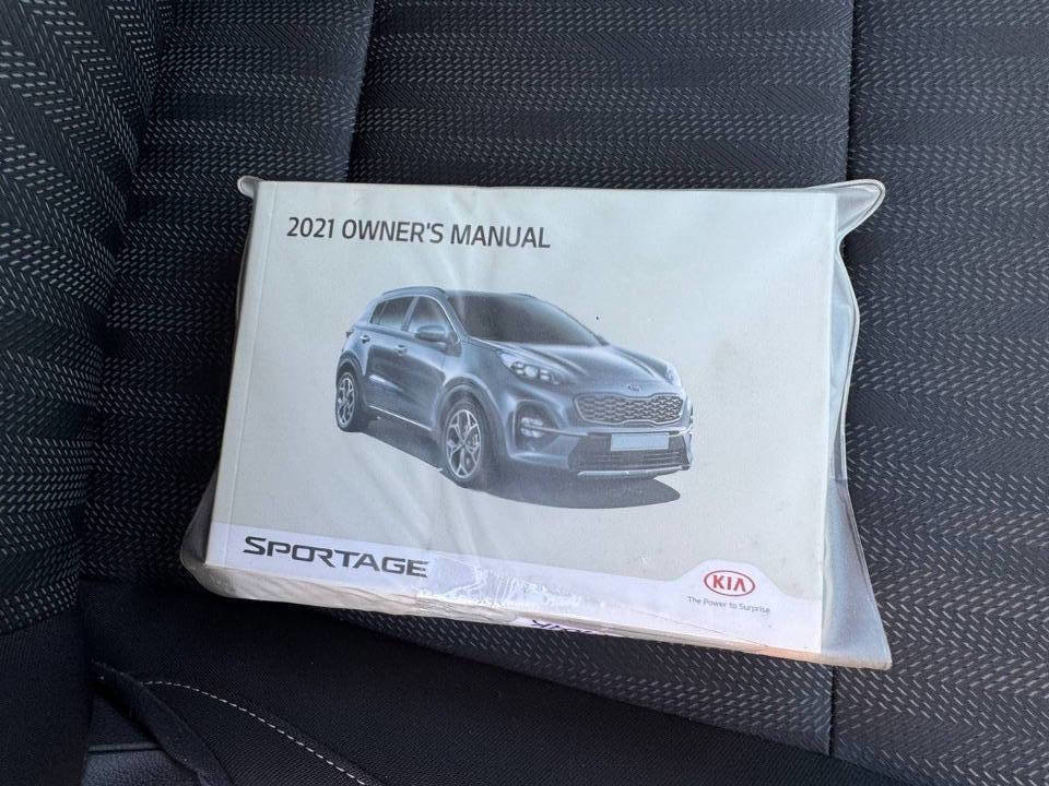 Used 2021 Kia Sportage LX image 21