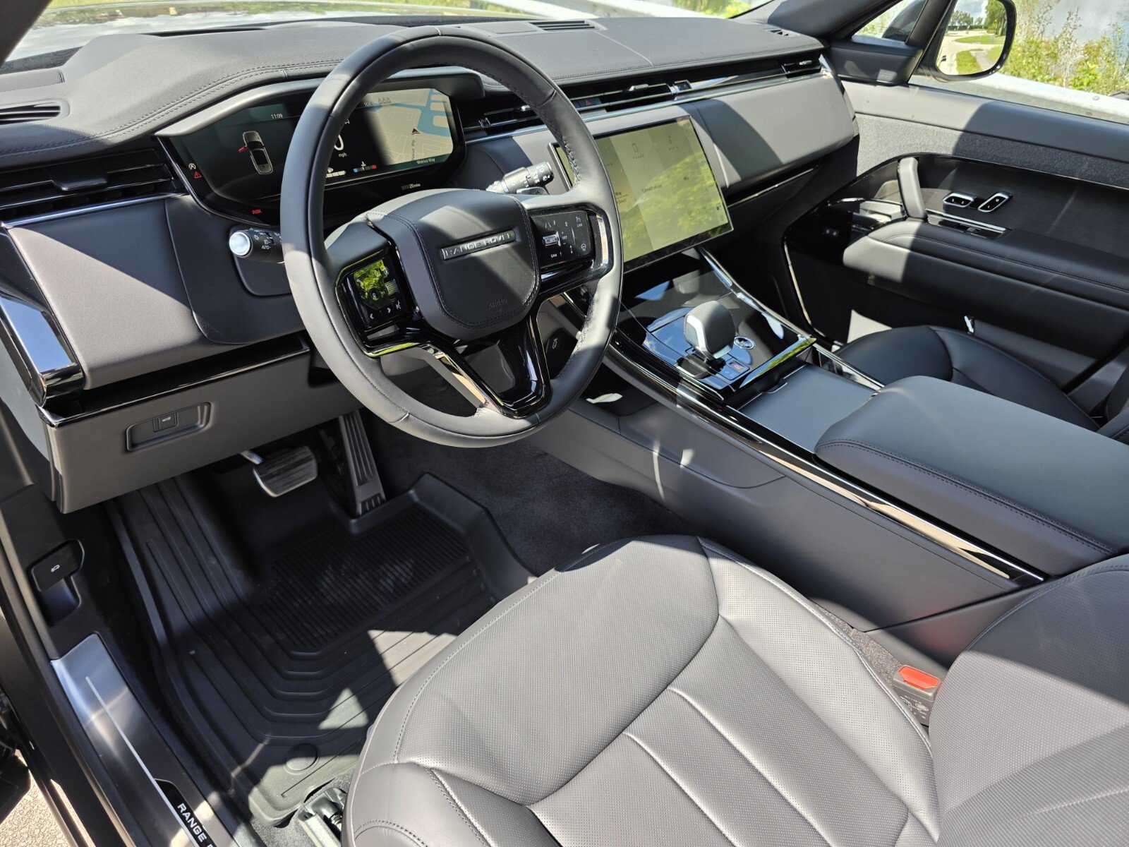 New 2026 Land Rover Range Rover Sport Dynamic SE AWD/4WD image 10