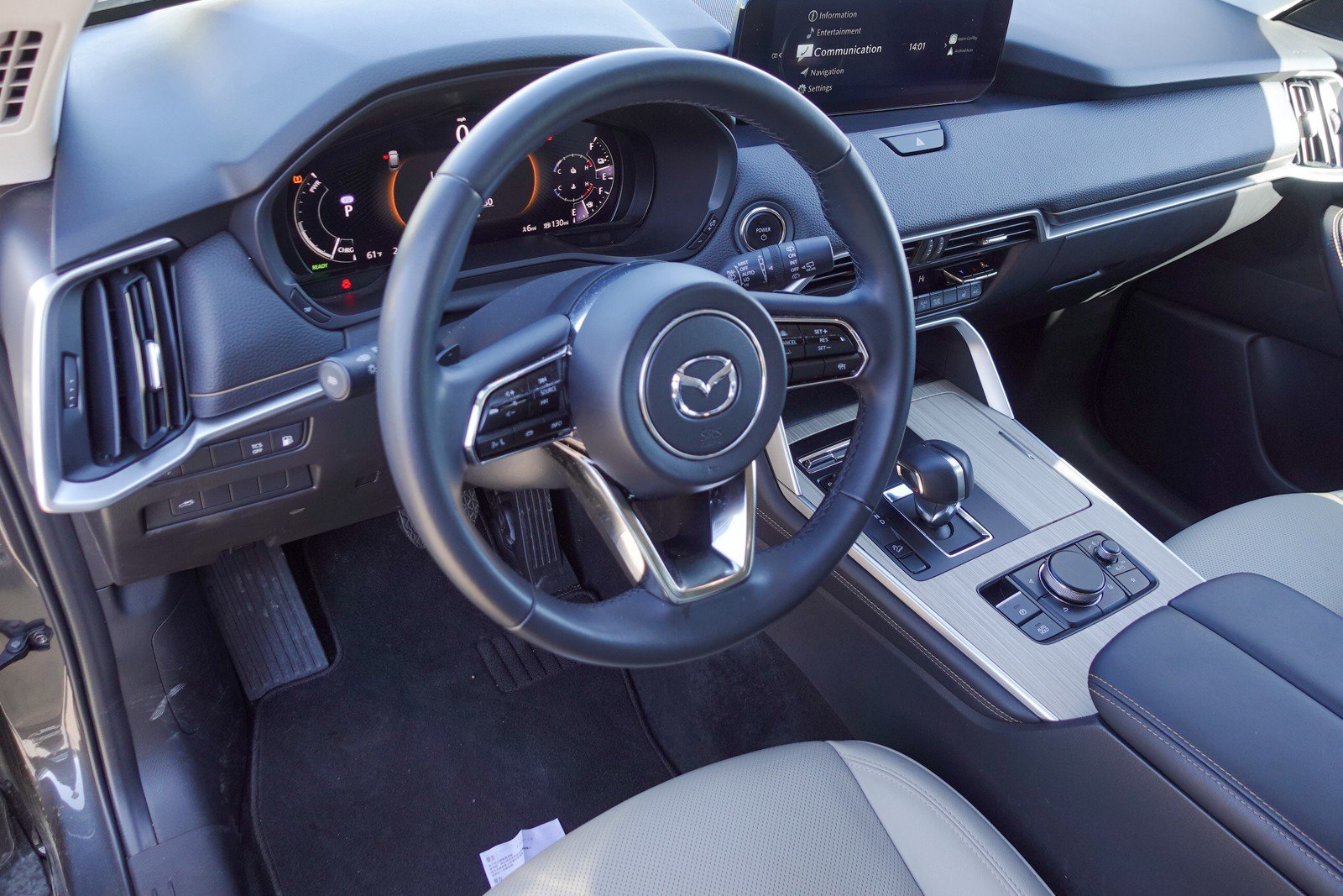 Certified 2024 MAZDA CX-90 Plug-In Hybrid w/ Preferred image 9