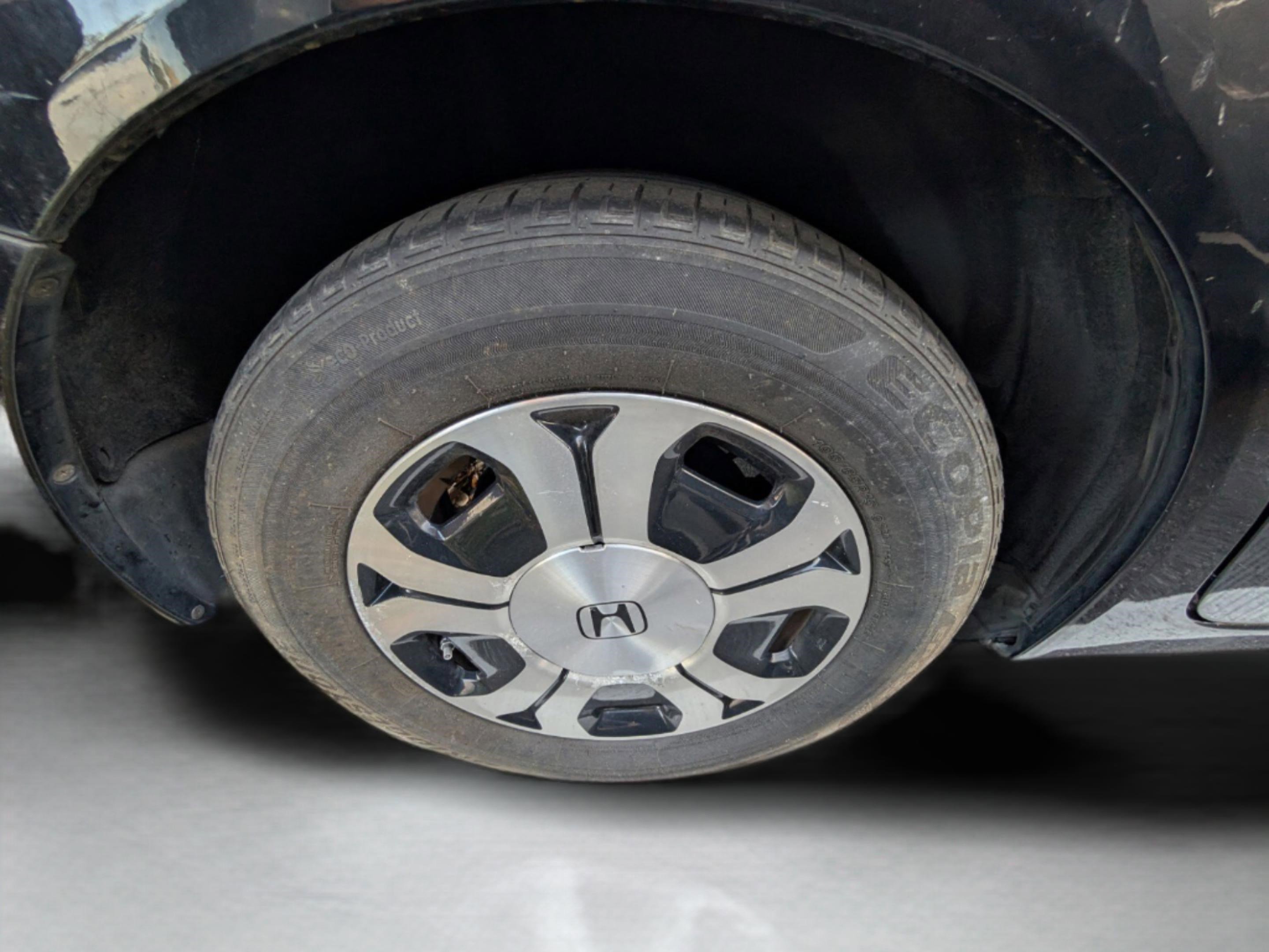 Used 2013 Honda Civic Hybrid Sedan image 25