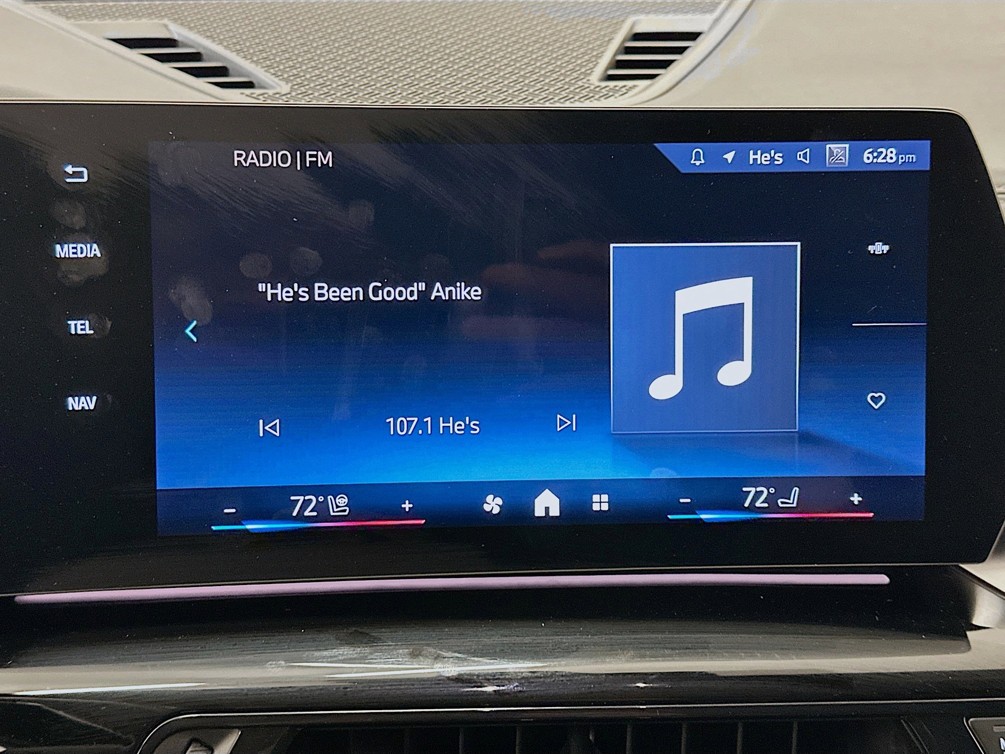 Used 2025 BMW X2 xDrive28i AWD/4WD image 21