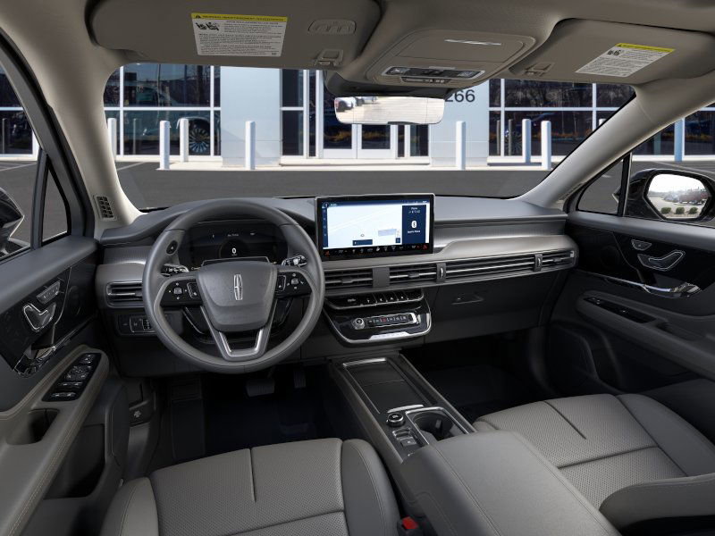 New 2025 Lincoln Corsair Premiere w/ Equipment Group 101A image 9