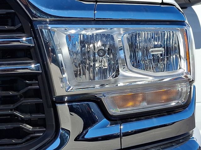Used 2024 RAM 2500 Tradesman w/ Chrome Appearance Group image 9