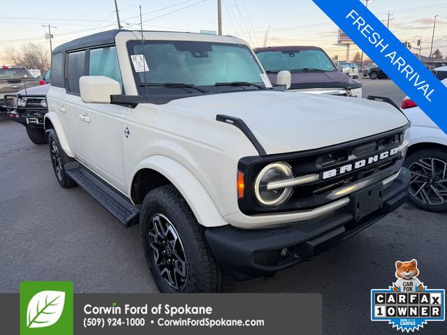 Used 2025 Ford Bronco Outer Banks image 1