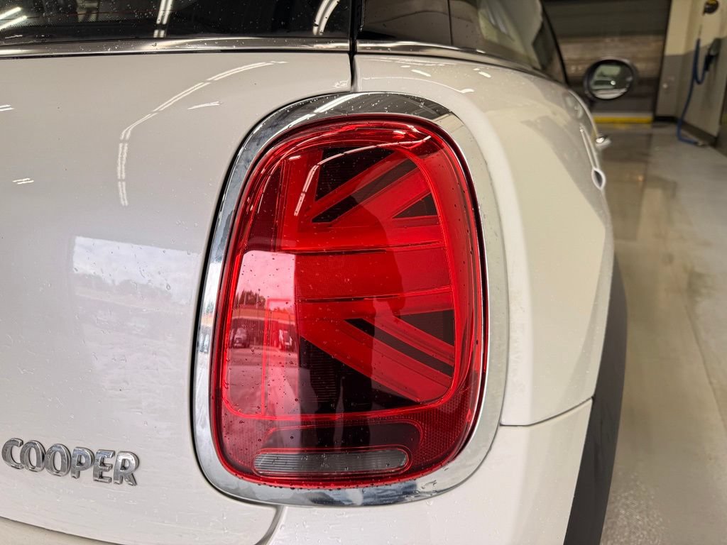 Certified 2024 MINI Cooper 2-Door Hardtop FWD image 5