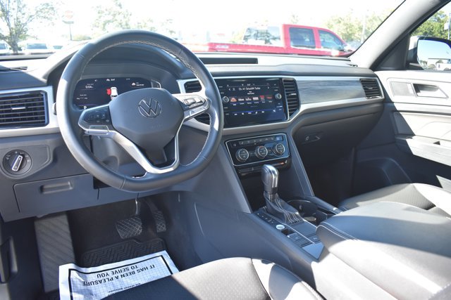 Used 2022 Volkswagen Atlas Cross Sport SE image 19