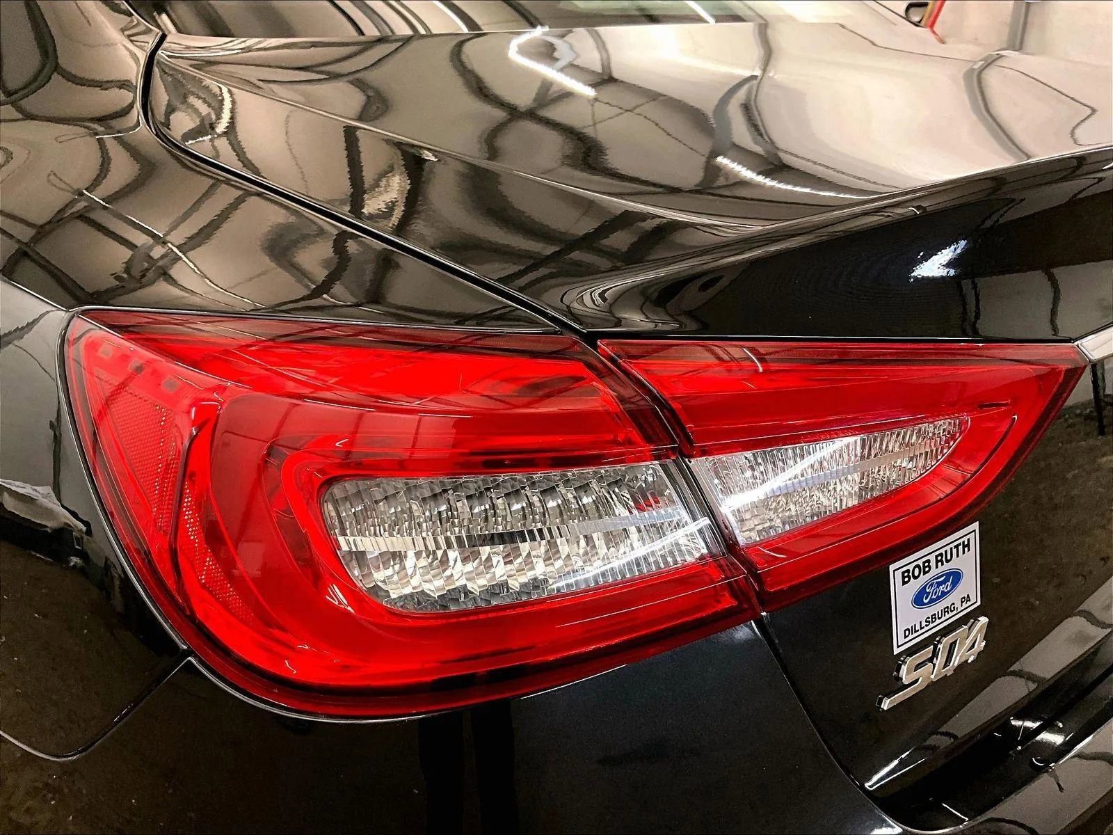 Used 2018 Maserati Quattroporte S Q4 AWD/4WD image 28