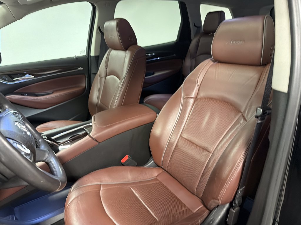 Used 2018 Buick Enclave Avenir w/ Avenir Technology Package FWD image 26