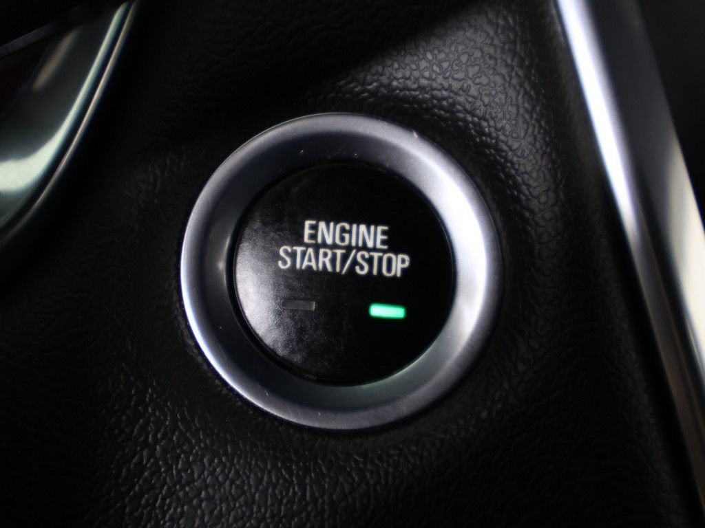 Used 2022 Chevrolet Traverse LT image 45