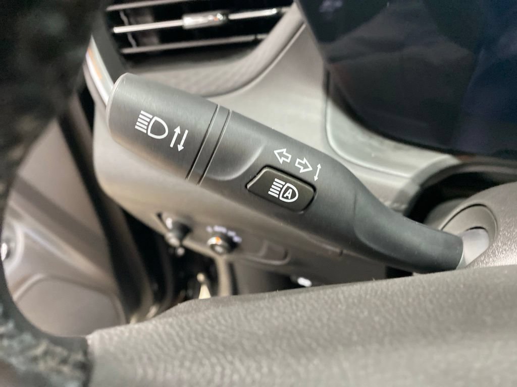 Used 2024 Buick Encore GX Sport Touring w/ Experience Buick Package AWD/4WD image 39