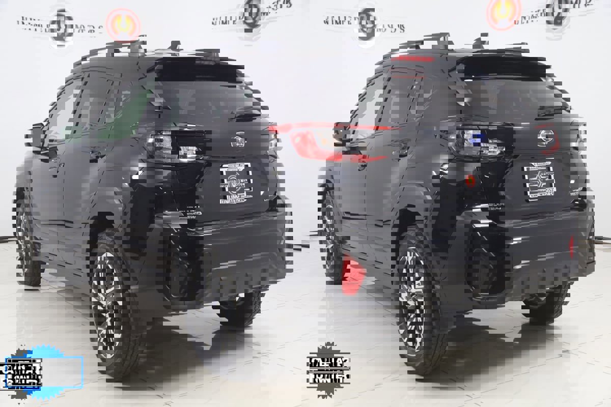 Used 2025 Subaru Crosstrek 2.0i Premium image 4